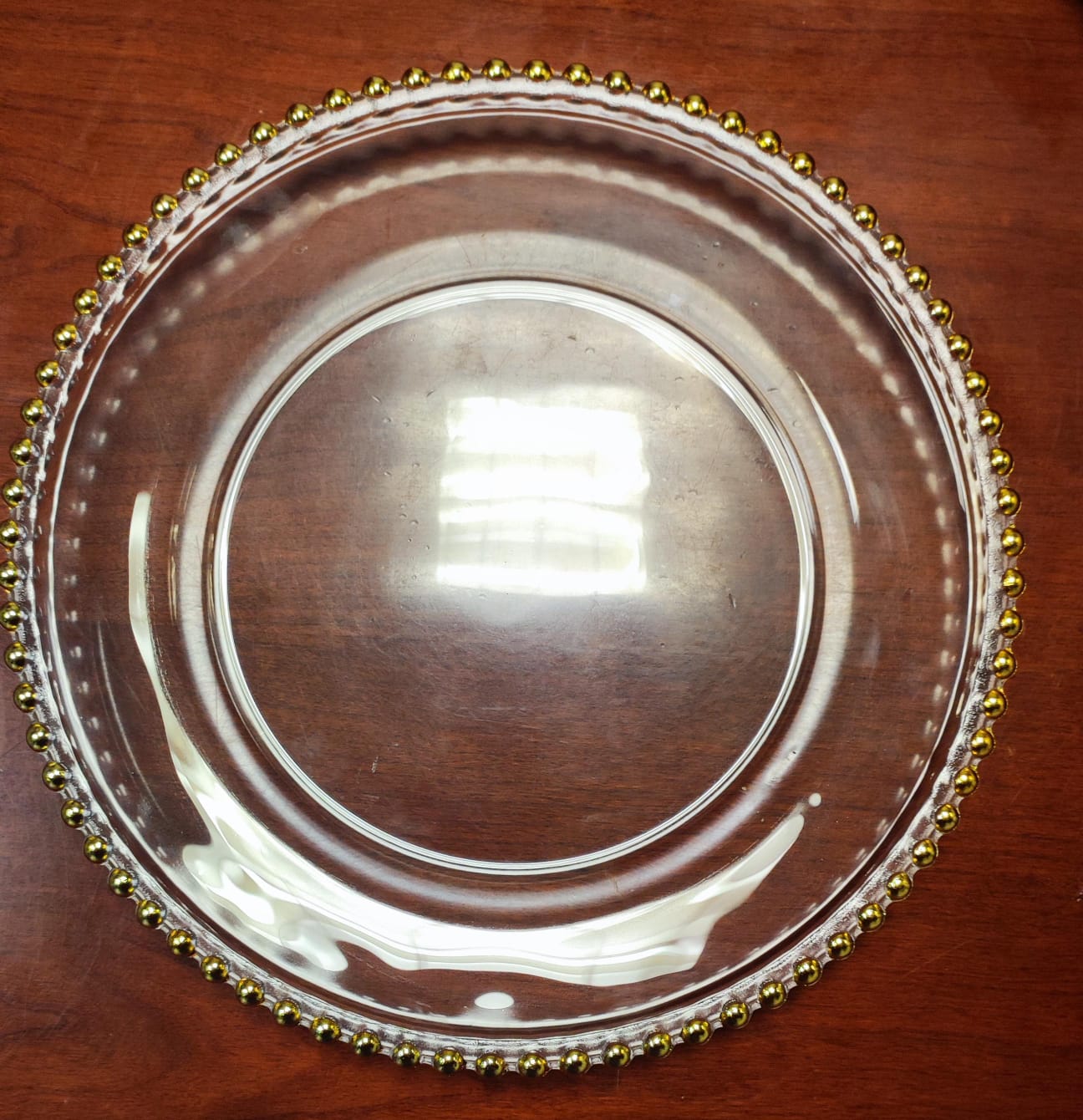 12 PLATOS BASE DORADO DE VIDRIO 32 CM