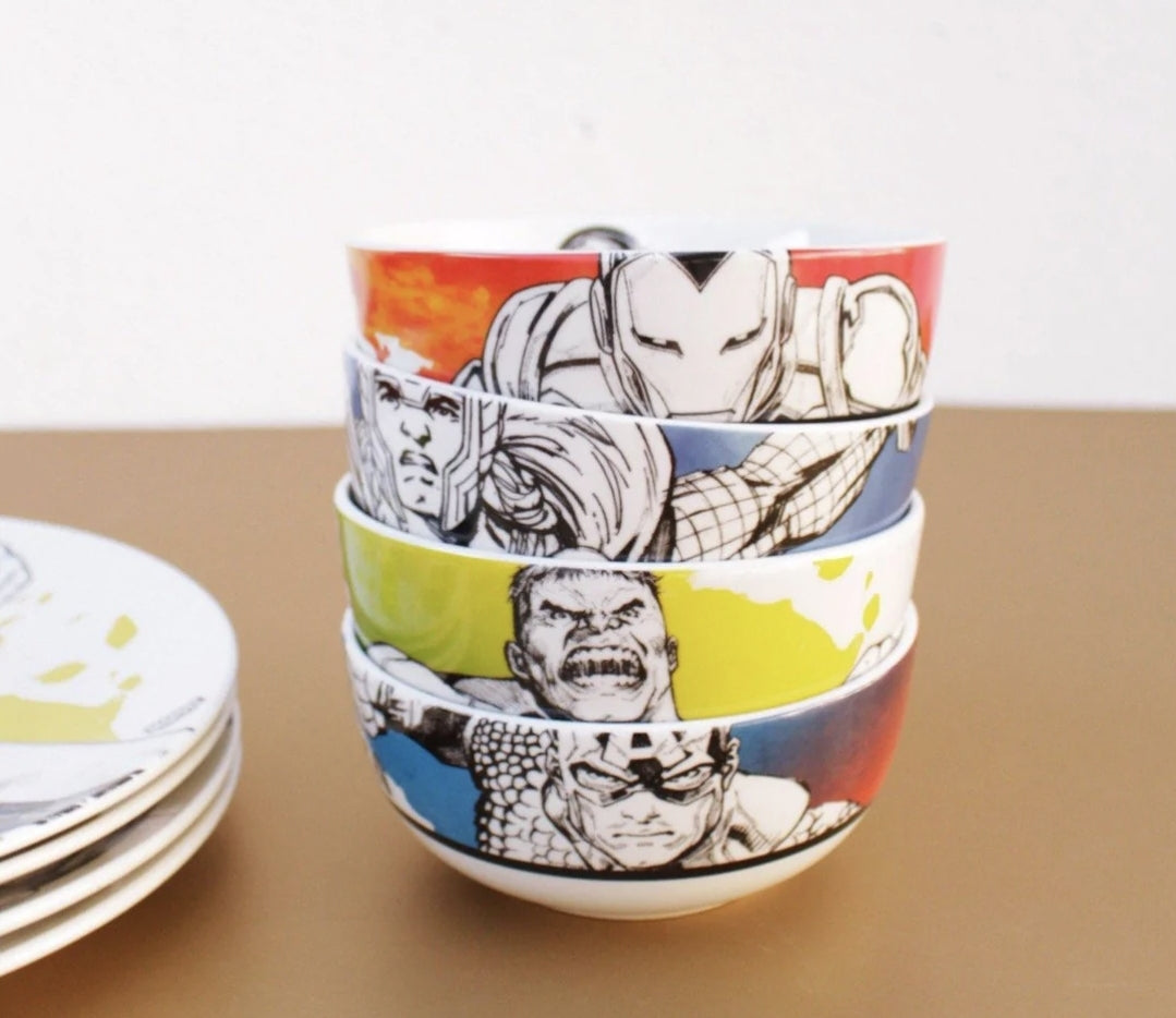 Vajilla personajes  4 personas porcelana